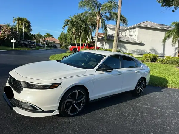 1HGCY1F21RA021209 2024 HONDA ACCORD - Image 2