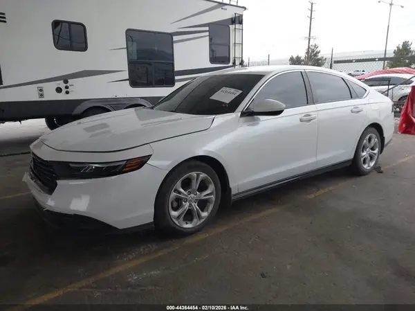 1HGCY1F21RA027186 2024 HONDA ACCORD - Image 2