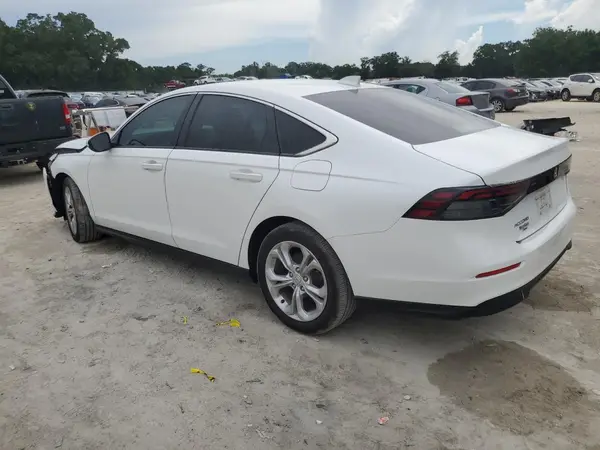 1HGCY1F21RA033795 2024 HONDA ACCORD - Image 2
