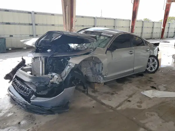 1HGCY1F21RA037944 2024 HONDA ACCORD - Image 1