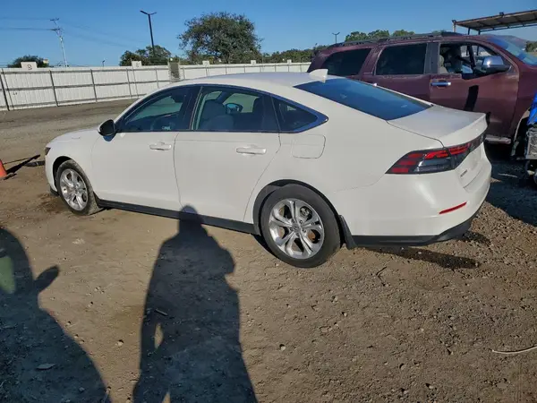 1HGCY1F21RA073374 2024 HONDA ACCORD - Image 2