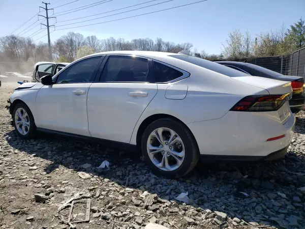 1HGCY1F21RA074878 2024 HONDA ACCORD - Image 2