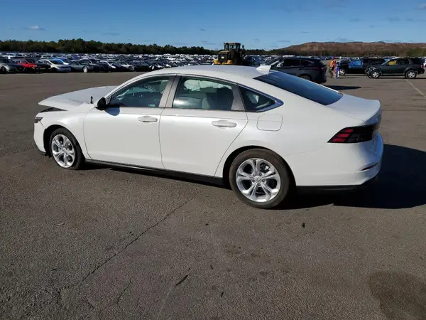 1HGCY1F21RA083810 2024 HONDA ACCORD - Image 2