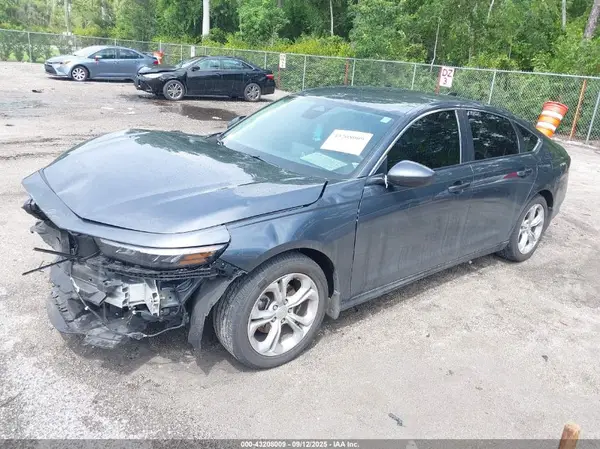 1HGCY1F21RA090417 2024 HONDA ACCORD - Image 2