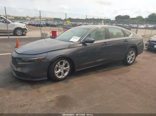 1HGCY1F21TA034307 2026 HONDA ACCORD - Image 2