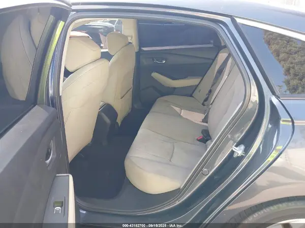 1HGCY1F22PA004402 2023 HONDA ACCORD - Image 8