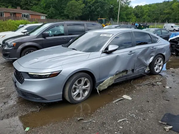 1HGCY1F22PA020132 2023 HONDA ACCORD - Image 1