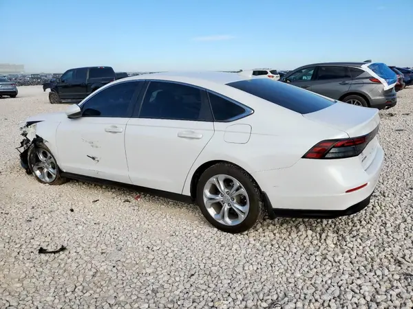 1HGCY1F22RA021297 2024 HONDA ACCORD - Image 2