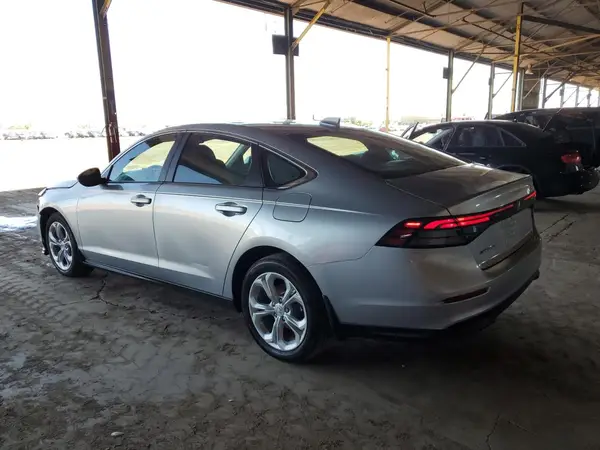 1HGCY1F22RA037709 2024 HONDA ACCORD - Image 2