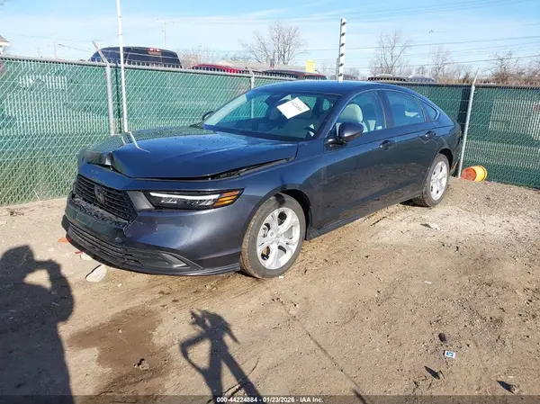 1HGCY1F22RA038519 2024 HONDA ACCORD - Image 2
