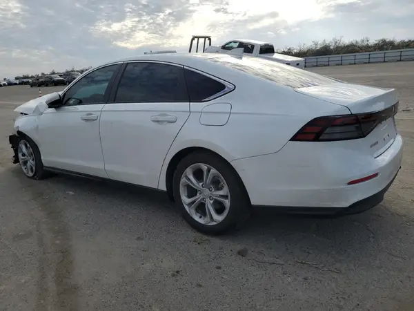 1HGCY1F22RA063601 2024 HONDA ACCORD - Image 2