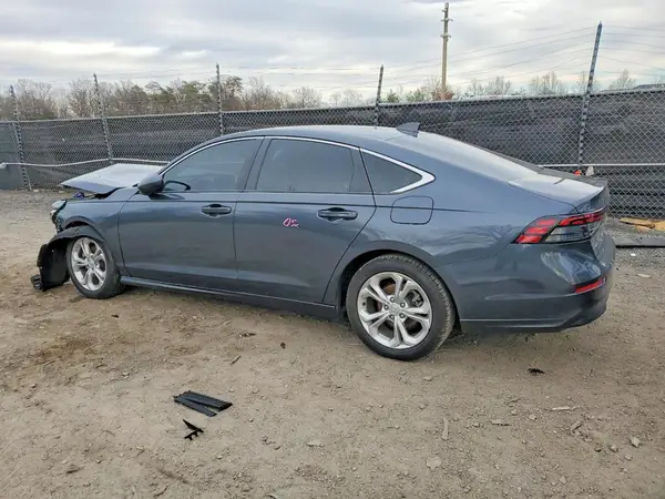 1HGCY1F22RA077465 2024 HONDA ACCORD - Image 2