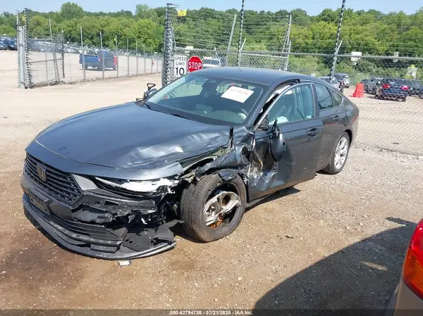 1HGCY1F22RA090586 2024 HONDA ACCORD - Image 2