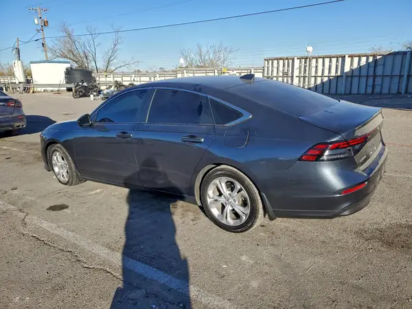 1HGCY1F22SA025579 2025 HONDA ACCORD - Image 2