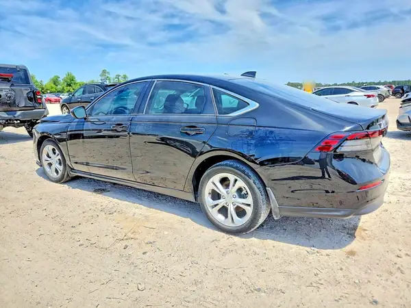 1HGCY1F22SA033116 2025 HONDA ACCORD - Image 2