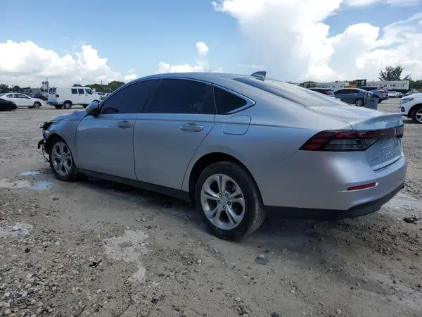 1HGCY1F22SA033407 2025 HONDA ACCORD - Image 2