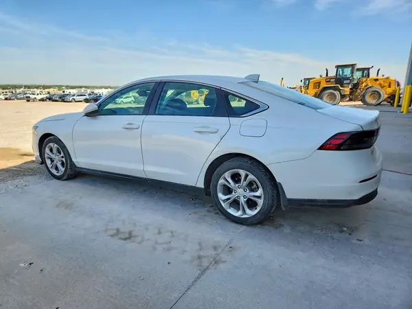 1HGCY1F23PA045248 2023 HONDA ACCORD - Image 2