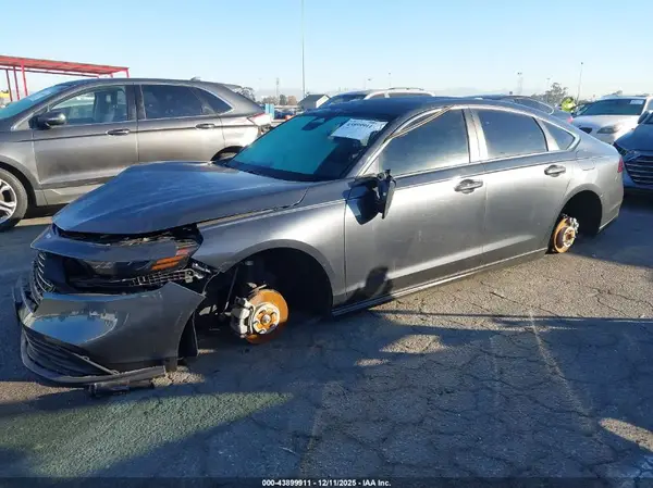 1HGCY1F23RA031076 2024 HONDA ACCORD - Image 2