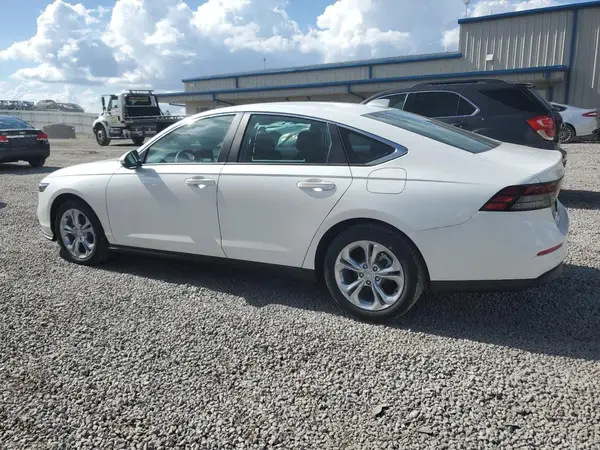 1HGCY1F23RA063641 2024 HONDA ACCORD - Image 2
