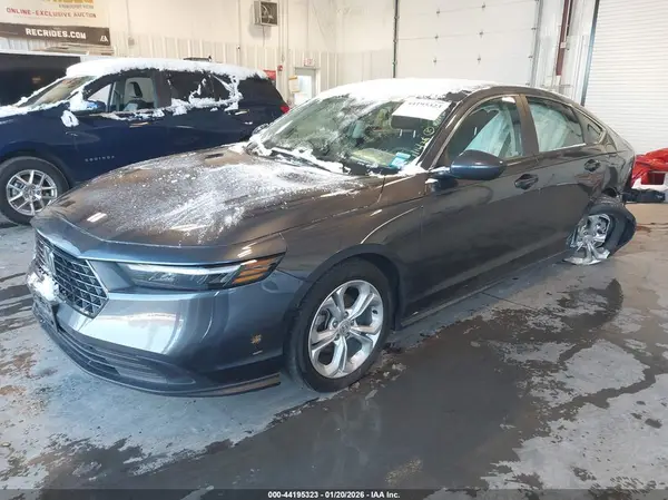 1HGCY1F23RA085509 2024 HONDA ACCORD - Image 2