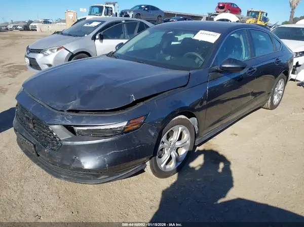 1HGCY1F23RA085557 2024 HONDA ACCORD - Image 2
