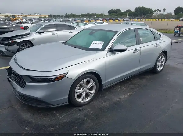 1HGCY1F23SA020133 2025 HONDA ACCORD - Image 2