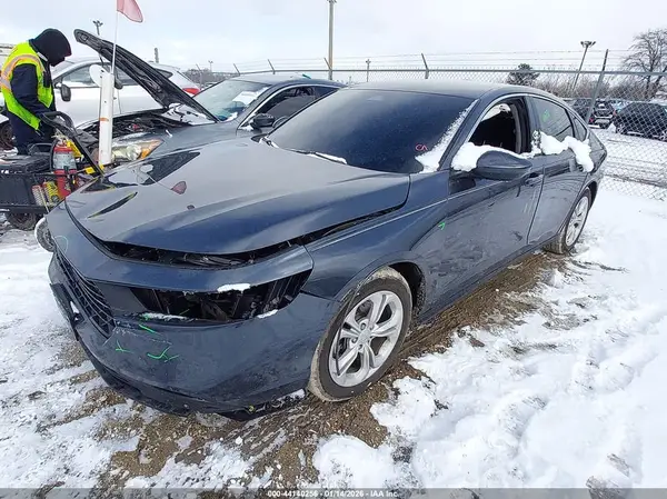 1HGCY1F23SA026806 2025 HONDA ACCORD - Image 2