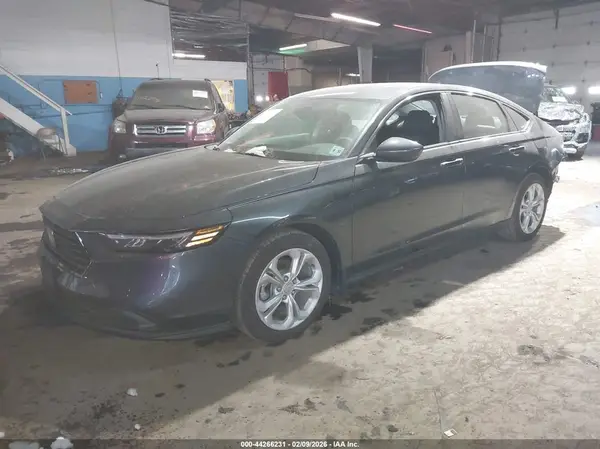 1HGCY1F23SA059174 2025 HONDA ACCORD - Image 2