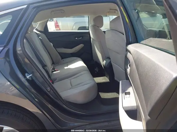 1HGCY1F24RA005487 2024 HONDA ACCORD - Image 8