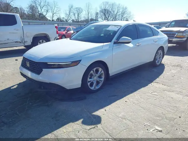 1HGCY1F24RA006963 2024 HONDA ACCORD - Image 2