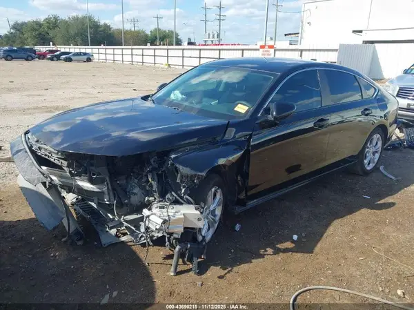 1HGCY1F24RA008325 2024 HONDA ACCORD - Image 2