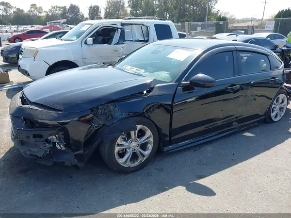 1HGCY1F24RA045584 2024 HONDA ACCORD - Image 2