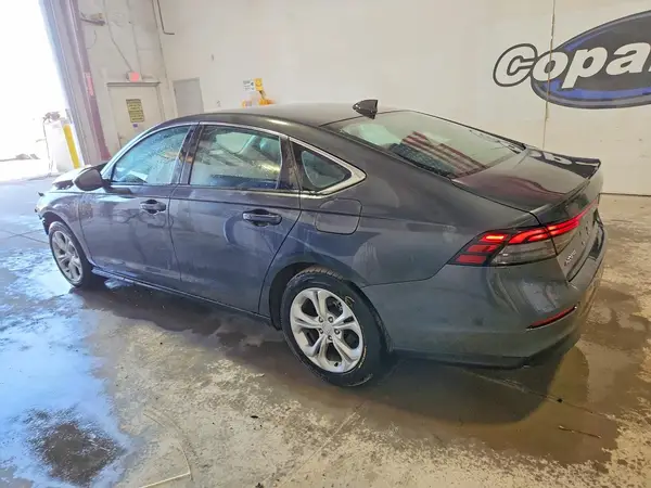 1HGCY1F24RA074891 2024 HONDA ACCORD - Image 2