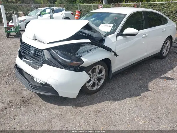 1HGCY1F24RA080254 2024 HONDA ACCORD - Image 2