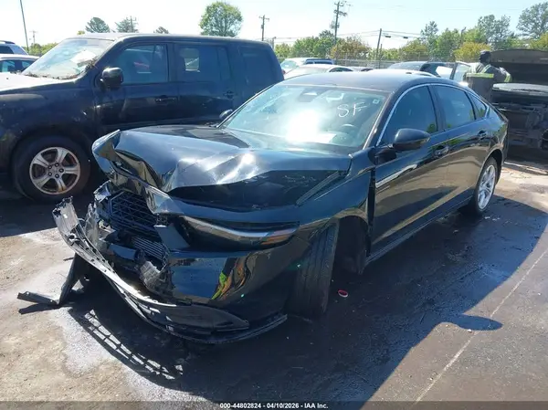 1HGCY1F24SA026930 2025 HONDA ACCORD - Image 2
