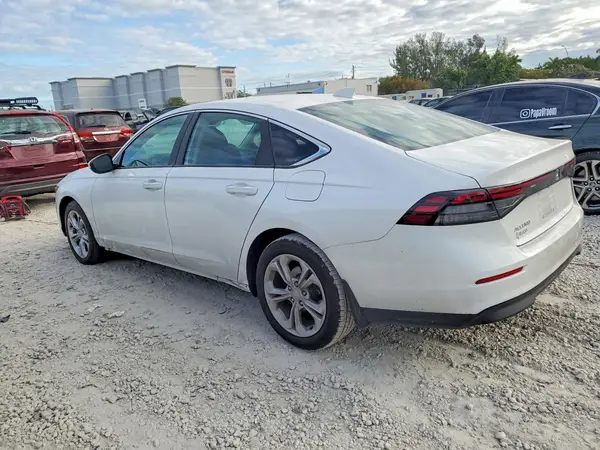 1HGCY1F24SA054663 2025 HONDA ACCORD - Image 2