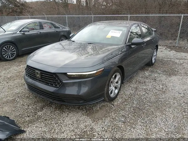1HGCY1F24SA061788 2025 HONDA ACCORD - Image 2