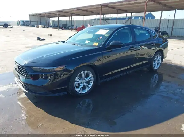 1HGCY1F24SA074508 2025 HONDA ACCORD - Image 2