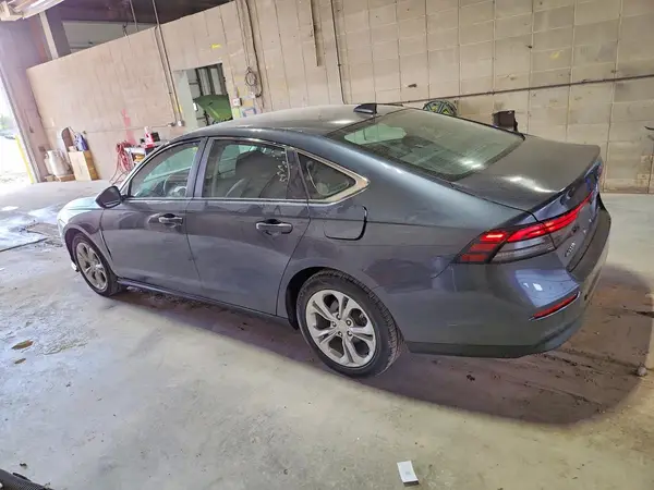 1HGCY1F25PA052430 2023 HONDA ACCORD - Image 2
