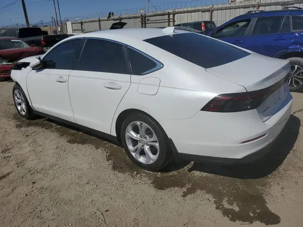 1HGCY1F25RA046274 2024 HONDA ACCORD - Image 2