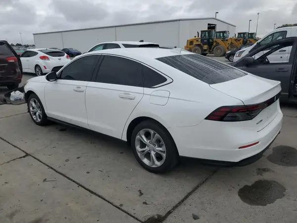 1HGCY1F25RA047957 2024 HONDA ACCORD - Image 2