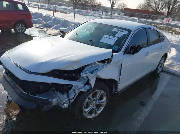 1HGCY1F25RA065522 2024 HONDA ACCORD - Image 2