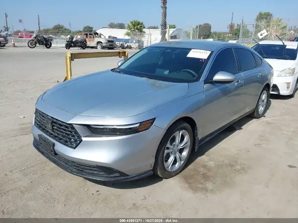 1HGCY1F25RA083941 2024 HONDA ACCORD - Image 2