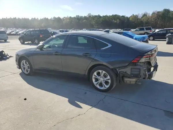1HGCY1F25RA085530 2024 HONDA ACCORD - Image 2