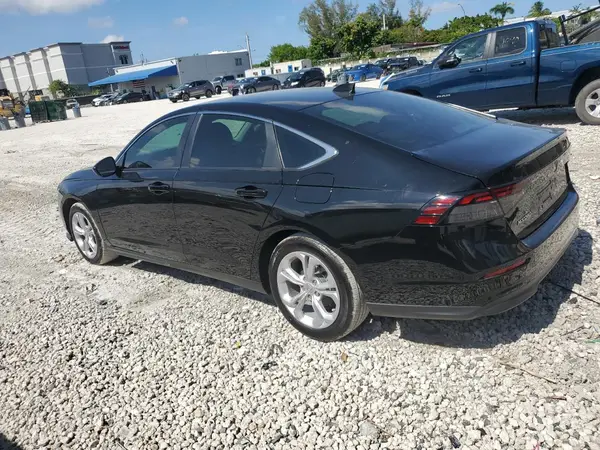 1HGCY1F25SA011577 2025 HONDA ACCORD - Image 2