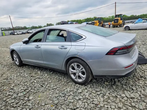 1HGCY1F25SA058799 2025 HONDA ACCORD - Image 2