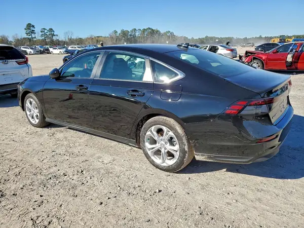 1HGCY1F25SA061217 2025 HONDA ACCORD - Image 2