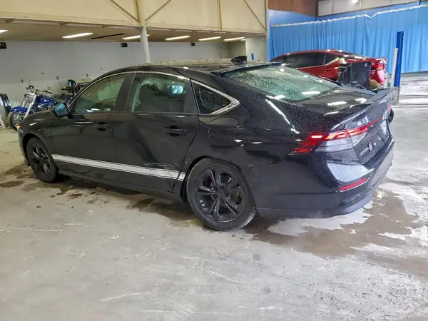 1HGCY1F25SA066465 2025 HONDA ACCORD - Image 2