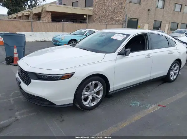1HGCY1F26RA004258 2024 HONDA ACCORD - Image 2