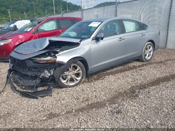 1HGCY1F26RA010433 2024 HONDA ACCORD - Image 2